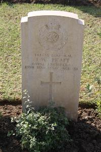 Ismailia War Memorial Cemetery - Pratt, James W.